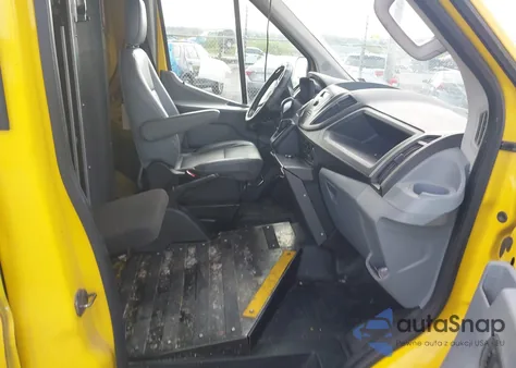 2015 Ford Transit-250 z USA, uszkodzony, nr VIN 1FTCR3XMXFKA30102